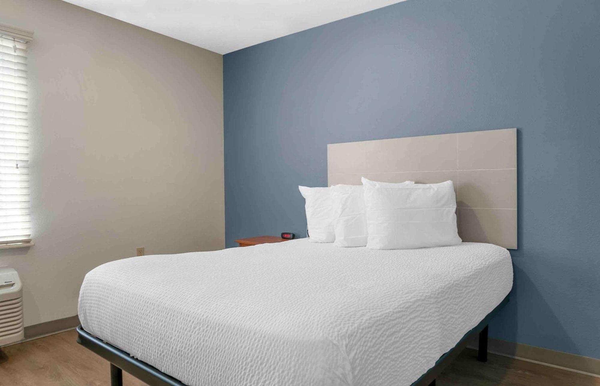 Extended Stay America Select Suites - Kalamazoo - West Exterior photo